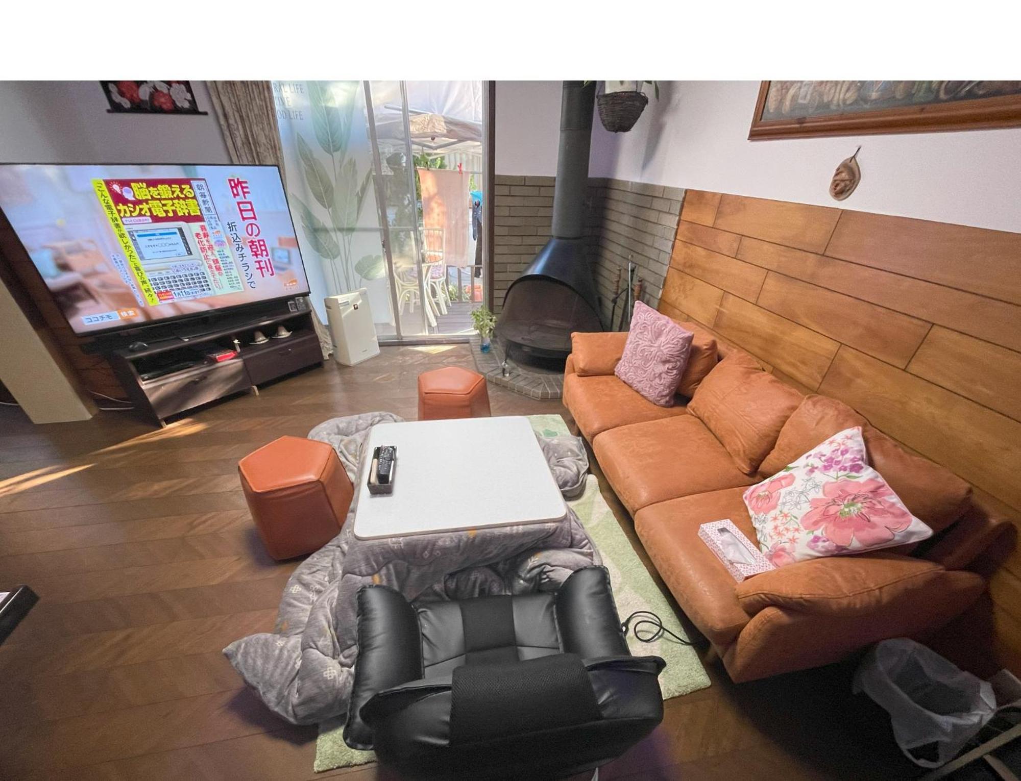 Tatami Room & Living Room Equipped With Multinational Tv And Fire, Bbq Corner In Tokyo Downtown House Exterior photo